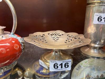(75.7 GRAMS) BIRMINGHAM SILVER BON BON DISH