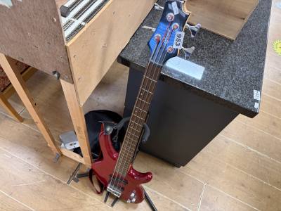 ELECTRIC CORE GUITAR