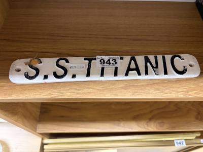 S.S.TITANIC SIGN 