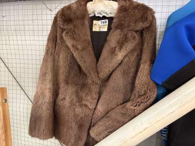 FUR COAT