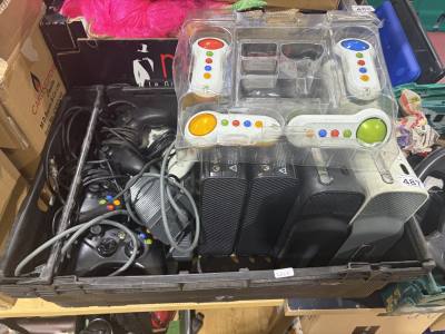 BOX OF XBOX 360S + ACCESSORIES 