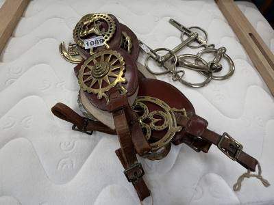 LOT OF HORSE ITEMS
