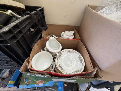 BOX OF TEA SETS