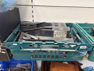 BOX OF GARDEN POSTS