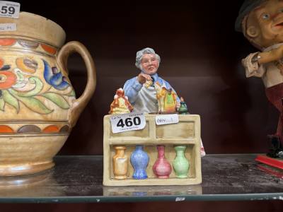 ROYAL DOULTON FIGURE "THE CHINA REPAIRER"