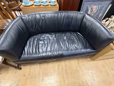 LEATHER COUCH