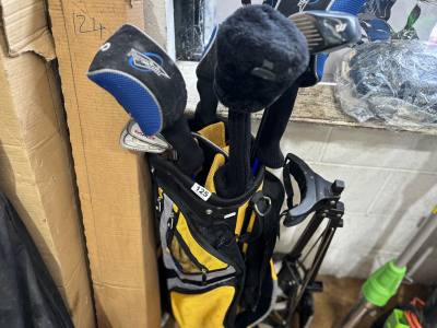 GOLF TROLLEY + GOLF CLUBS
