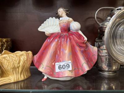 ROYAL DOULTON ''FIRST WALTZ''