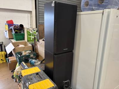 PAIR OF TECHNICS SPEAKERS