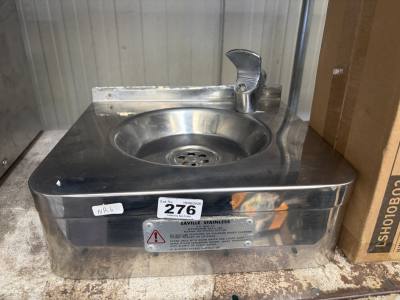 STAINLESS STEEL WATER TAP