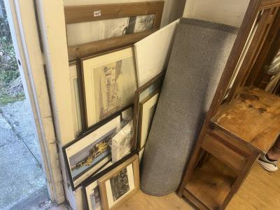 LOT OF PICTURES + RUG