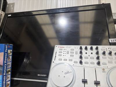 32" SHARP TV + REMOTE