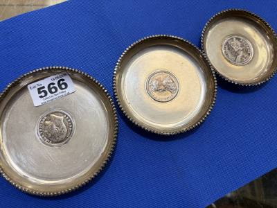 3 X SILVER COINED DISHES (175 GRAMS) 