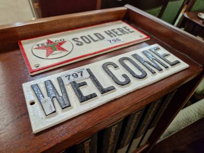 WELCOME SIGN