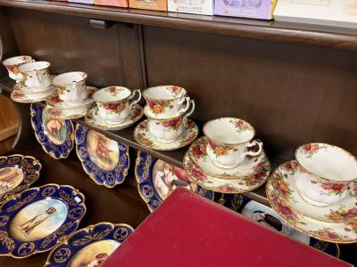 ROYAL ALBERT COUNTRY ROSE