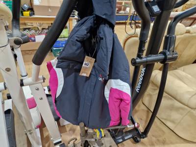 NEW LADIES KUKRI JACKET SIZE 6