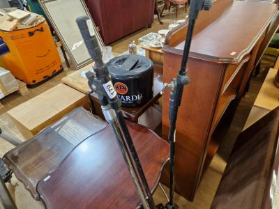 2 X MICROPHONE STANDS