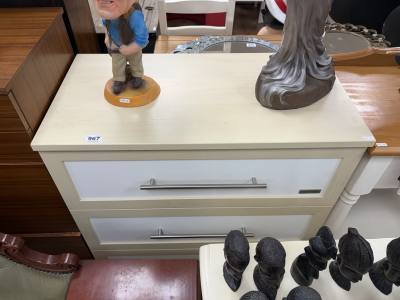 LAMINATE DRAWER CHEST