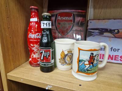 VINTAGE 7UP BOTTLE + COCA COLA 2002 BOTTLE + CUPS