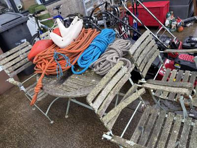 LAURA ASHLEY GARDEN TABLE + 4 X CHAIRS