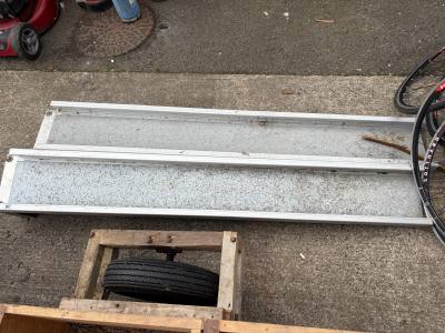 PAIR OF MOBILITY RAMPS