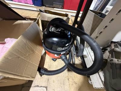 HENRY VACUUM