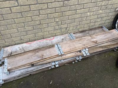 LOT OF FLOWER BEDS