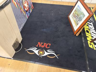 LARGE FLOOR MAT