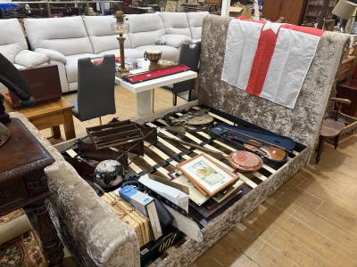 DOUBLE BED FRAME