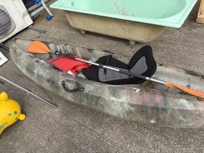 KAYAK + ACCESSORIES