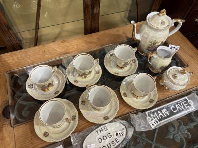 GILDED CHODZIEZ TEA SET