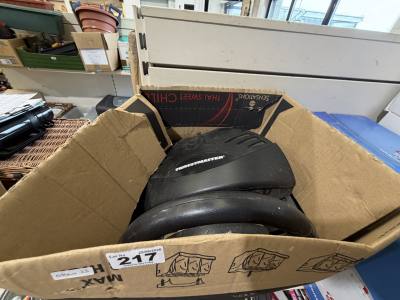GAMING STEERING WHEEL +PEDALS
