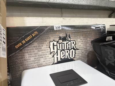 PLAYSTATION 3 GUITAR HERO SET