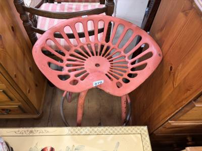 CAST TRACTOR STOOL