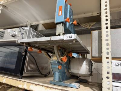 BLACK & DECKER BOND SAW