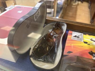 RAY BAN SUNGLASSES