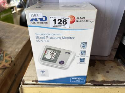 BLOOD PRESSURE MONITOR