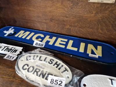 MICHELIN SIGN