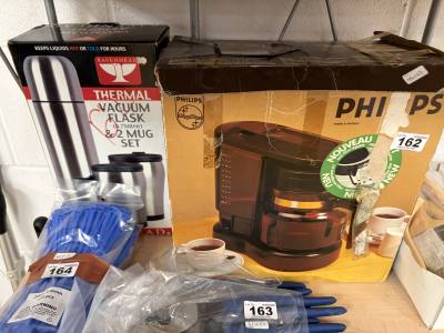 COFFEE MAKER + FLASK