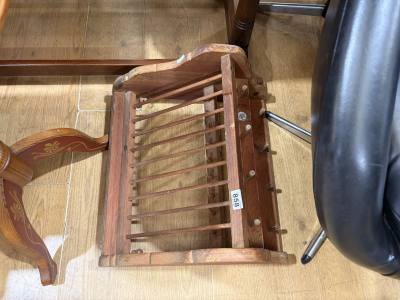 PENNY MOUNTED SHELF RACK