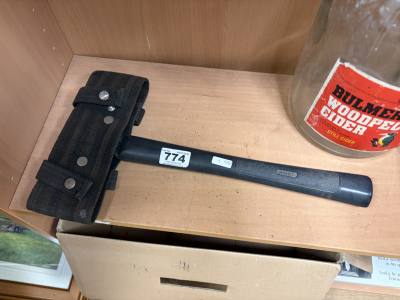 VINTAGE FIREMANS AXE