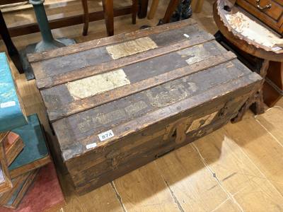 ANTIQUE DOME TOP TRAVEL CASE