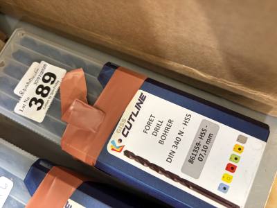 LOT OF DRILL BITS