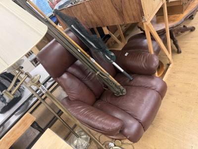 TV CHAIR + STOOL