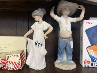 2 X NAO FIGURINES
