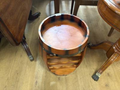 NOVELTY BARRELL DRINKS CABINET 