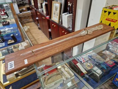 1800 GLASS SWORD