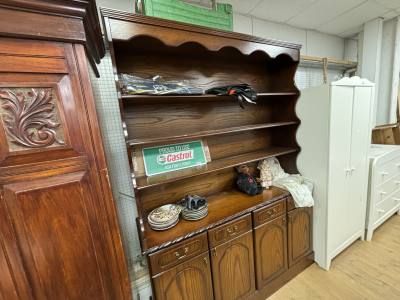 OAK WELSH DRESSER