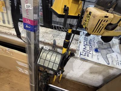 2 X WORKER LIGHTS