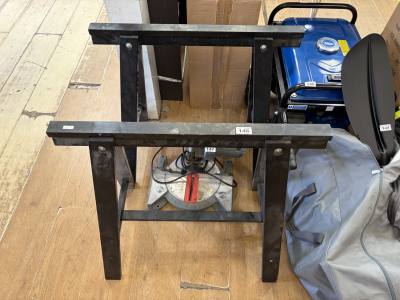 PAIR OF TRESTLE STANDS
